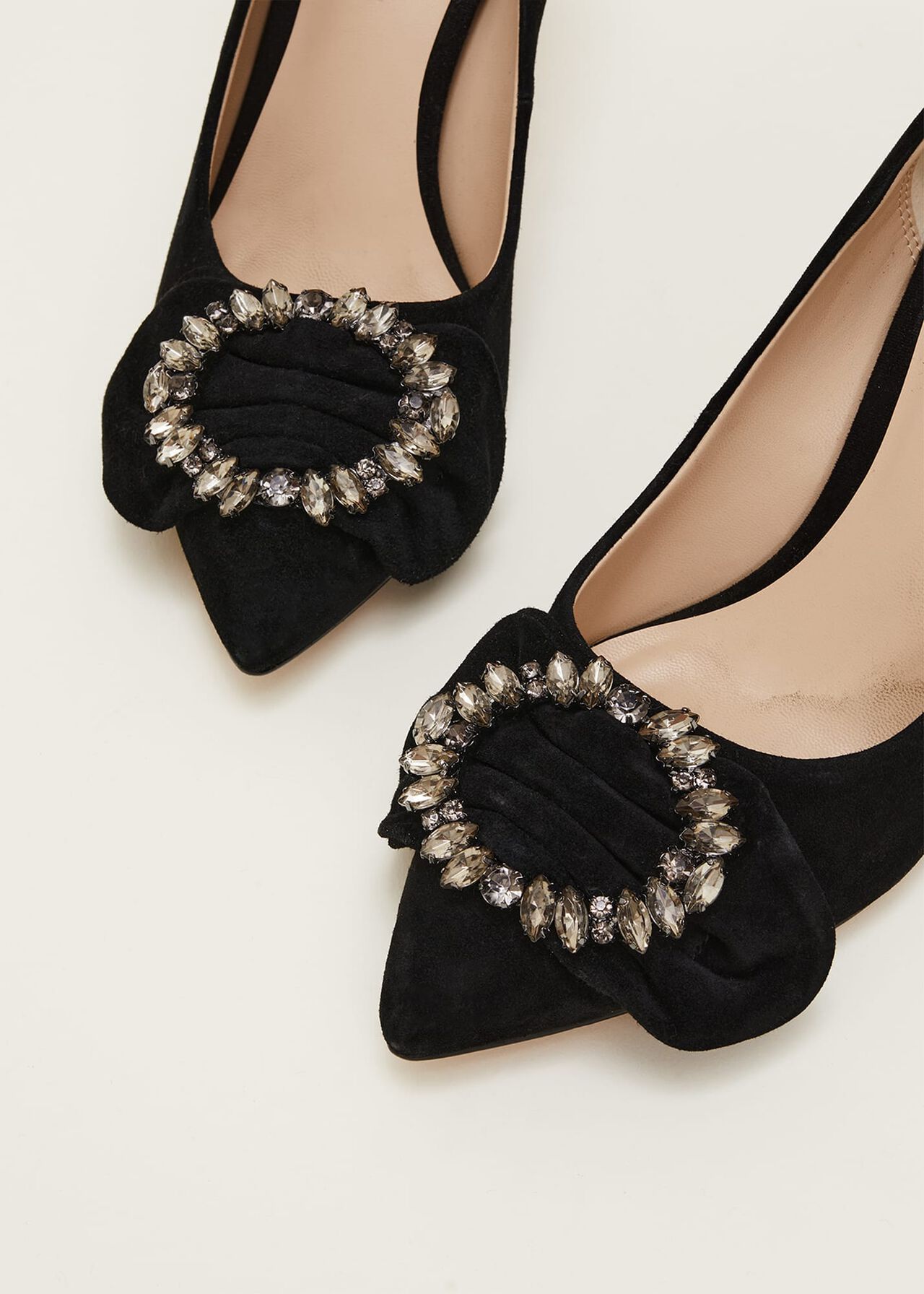 Jewel Front Bow Court Shoe
