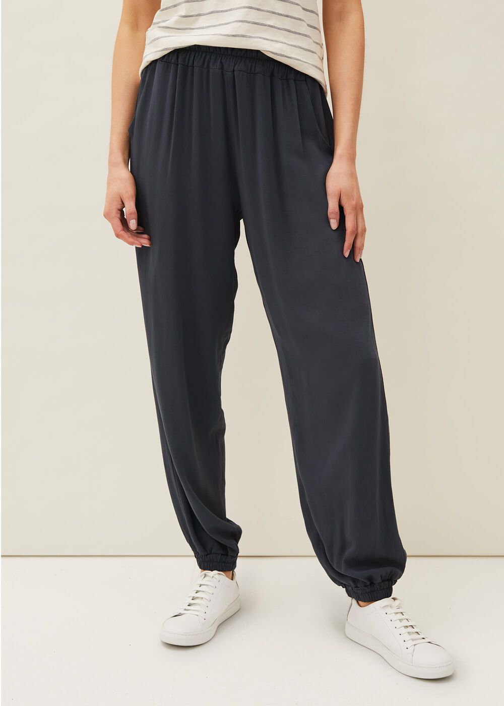 Soft Tapered Jogger