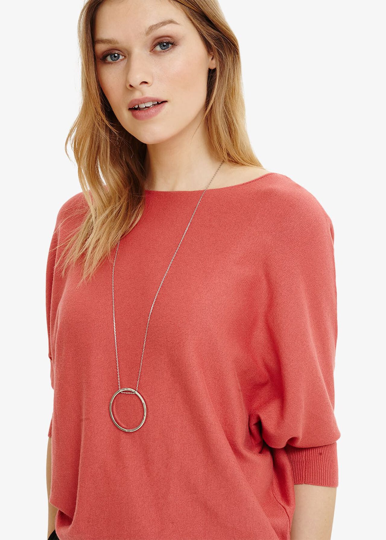 Marge Simple Link Long Pendant Necklace