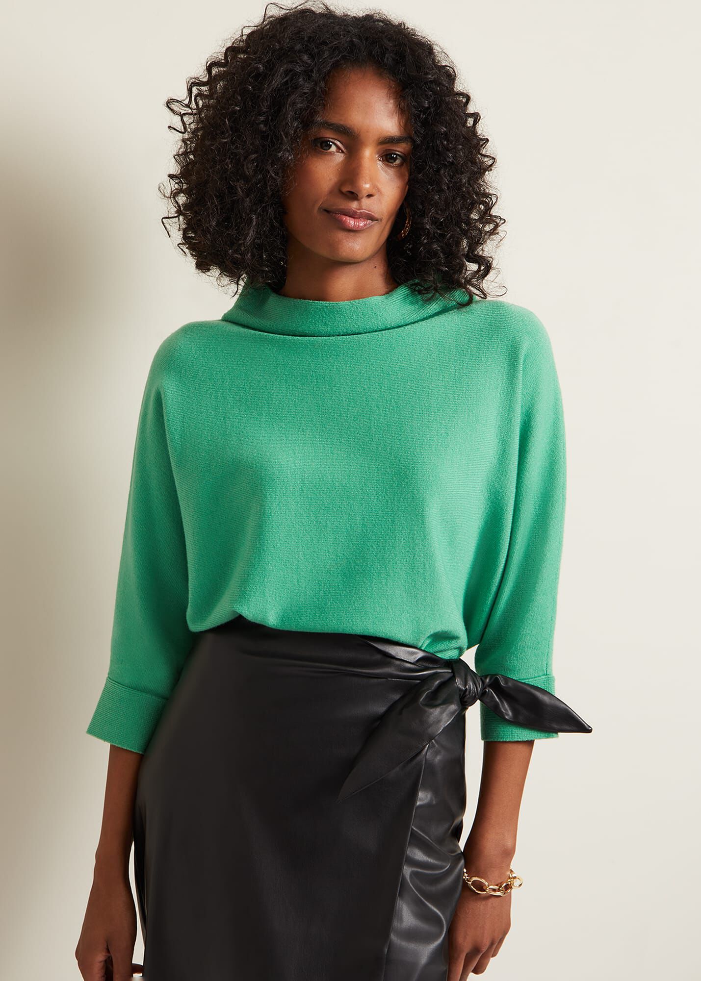 Green funnel neck jumper 2025