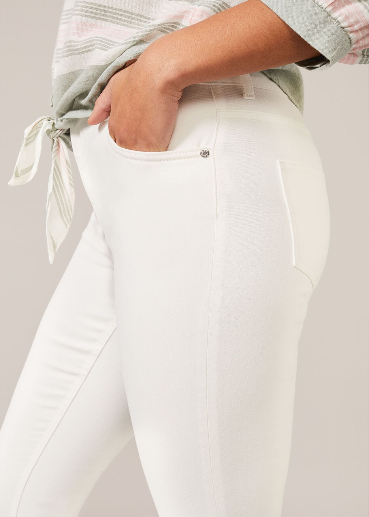 Bobbie Skinny Jeans