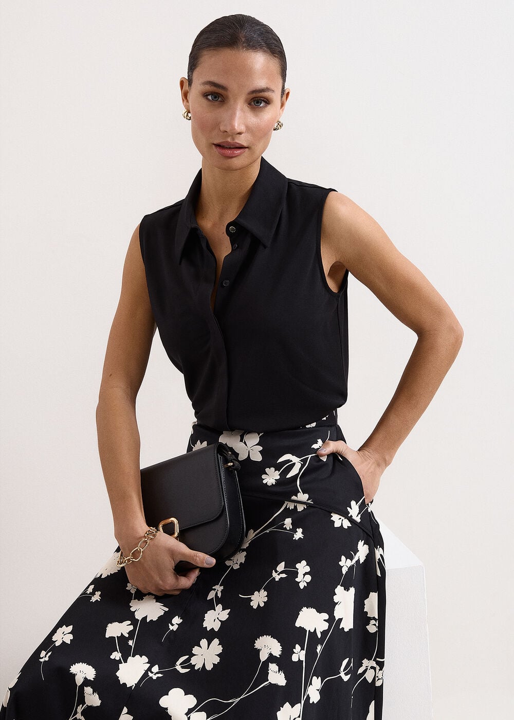 Helena Sleeveless Blouse