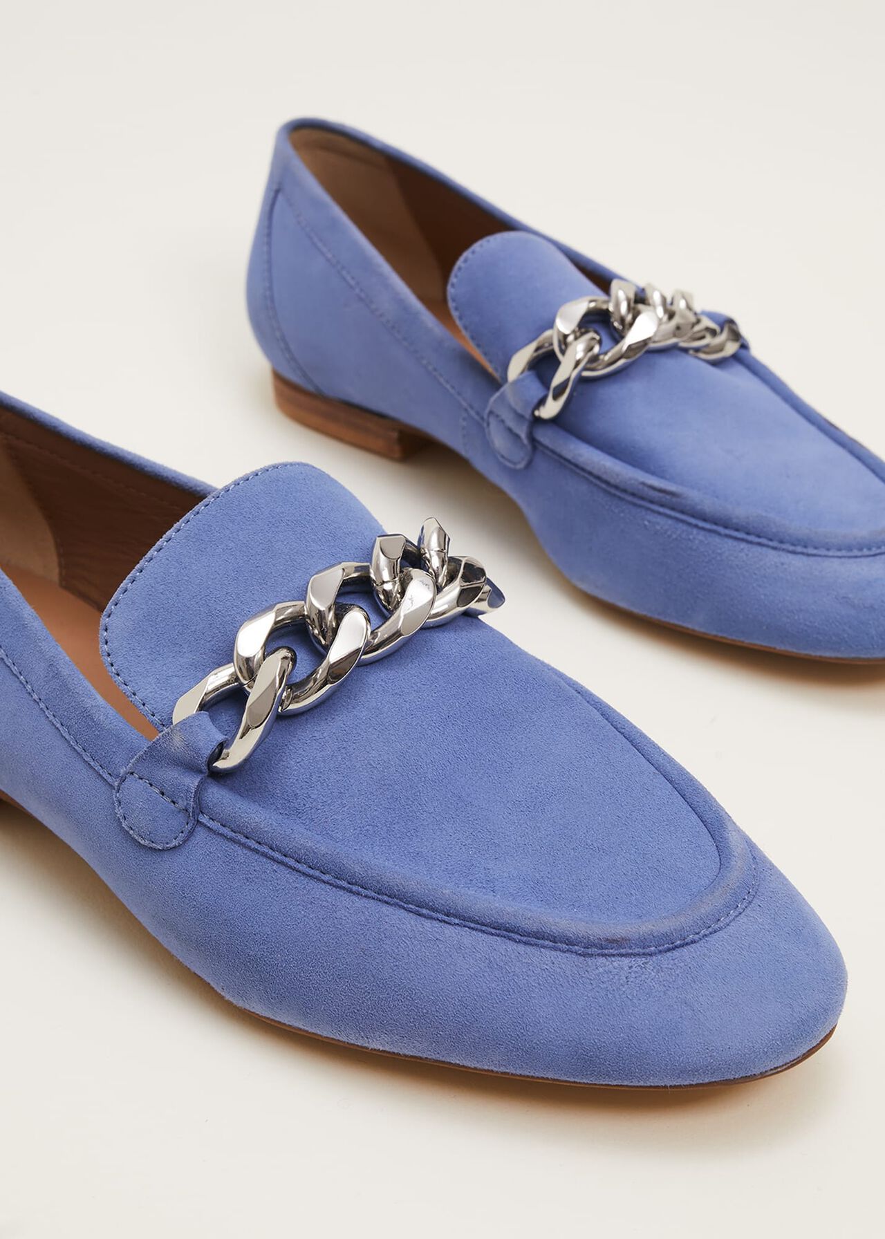 Chain Detail Loafer Shoe