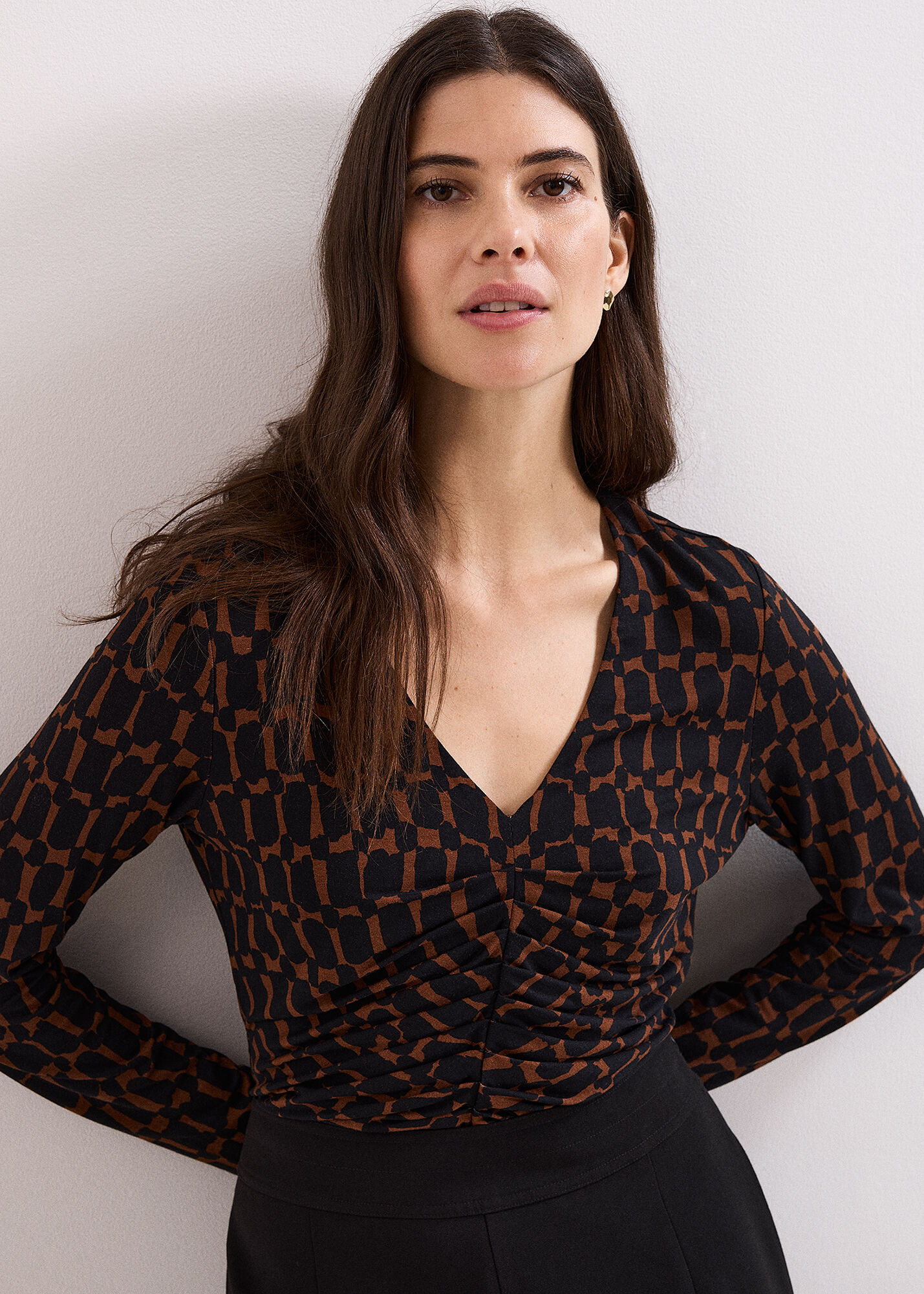 トップス brook Brooke Geo Pleat Front Long Sleeve Top | Phase Eight UK |