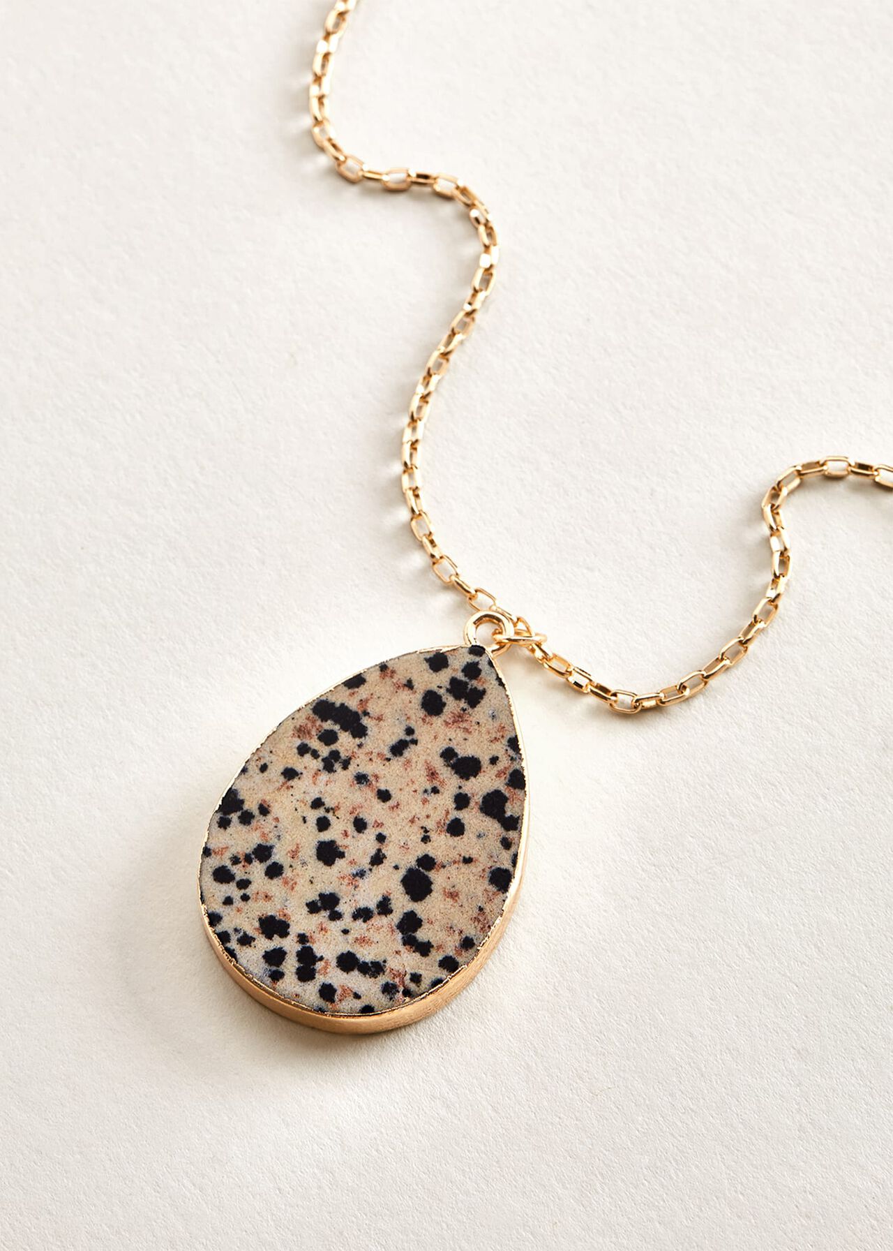 Lucile Resin Pendant Necklace