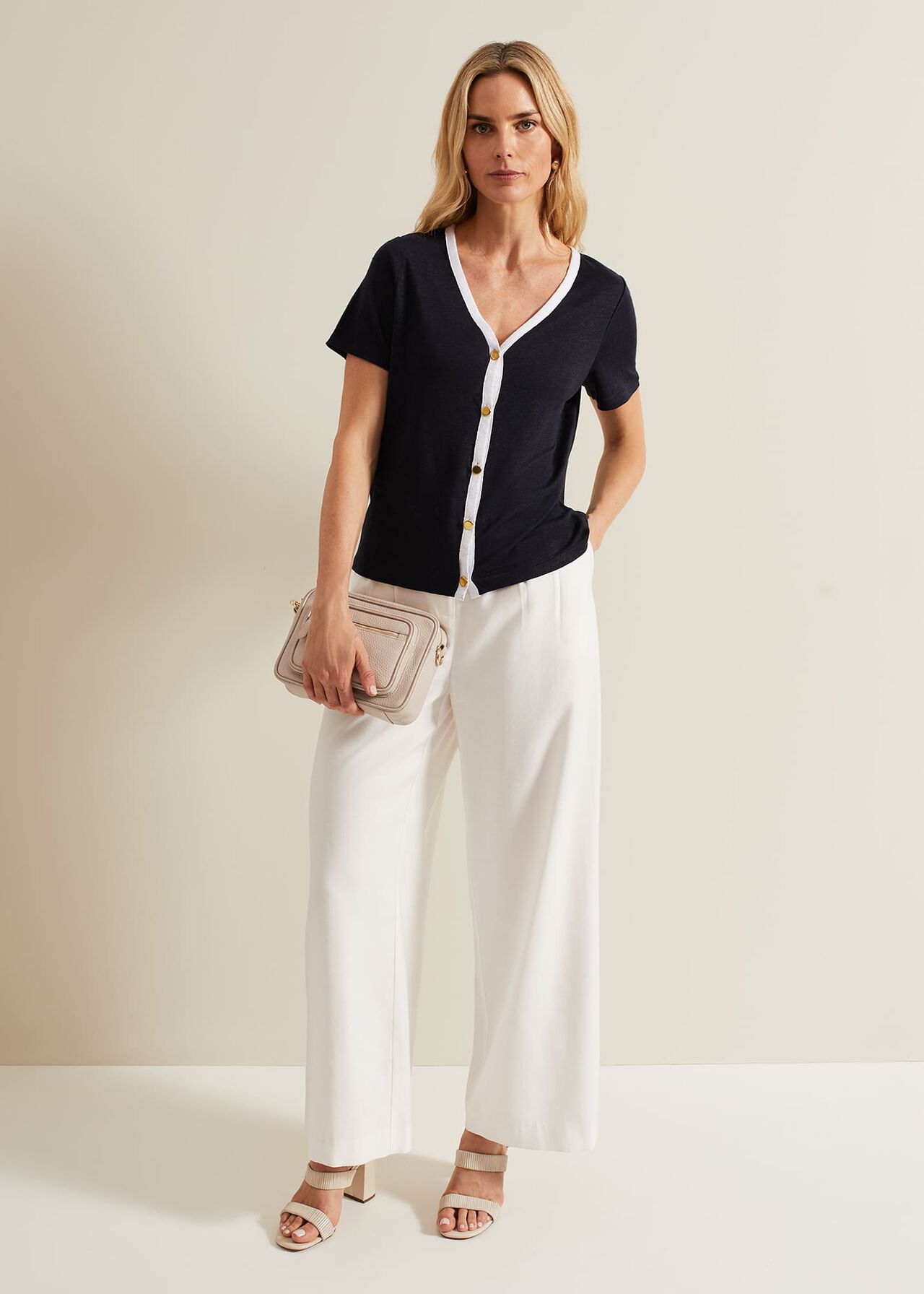 Dorothy Contrast Piping Linen Top