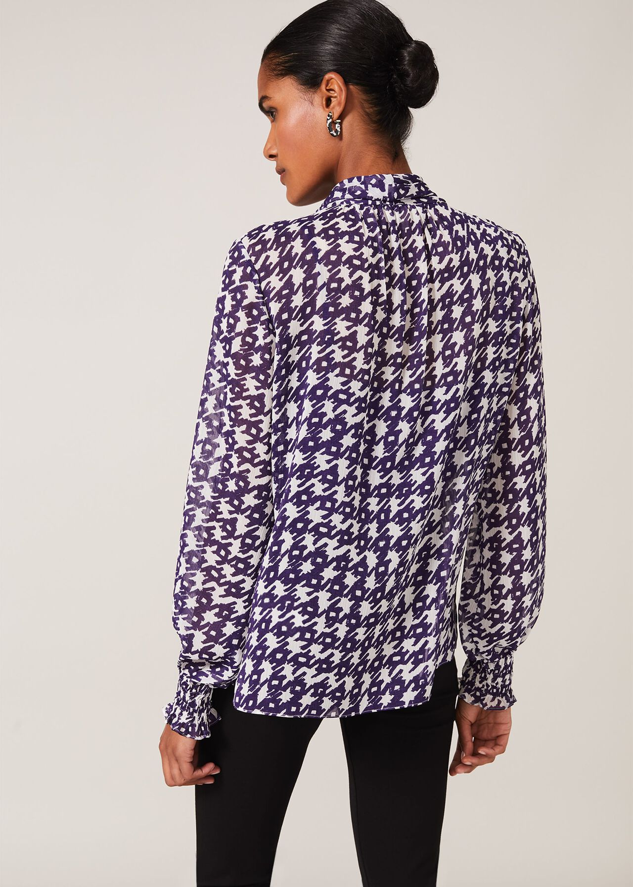 Rilynn Dogtooth Chiffon Blouse