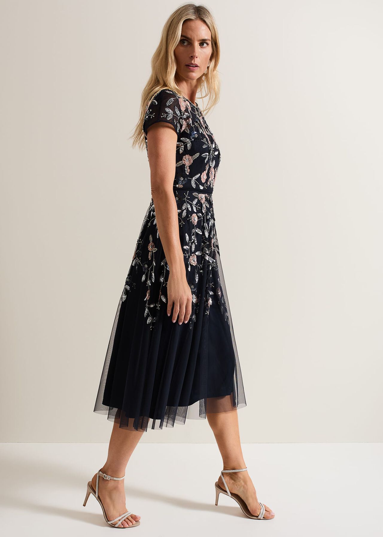 222462000-07-giana-floral- 