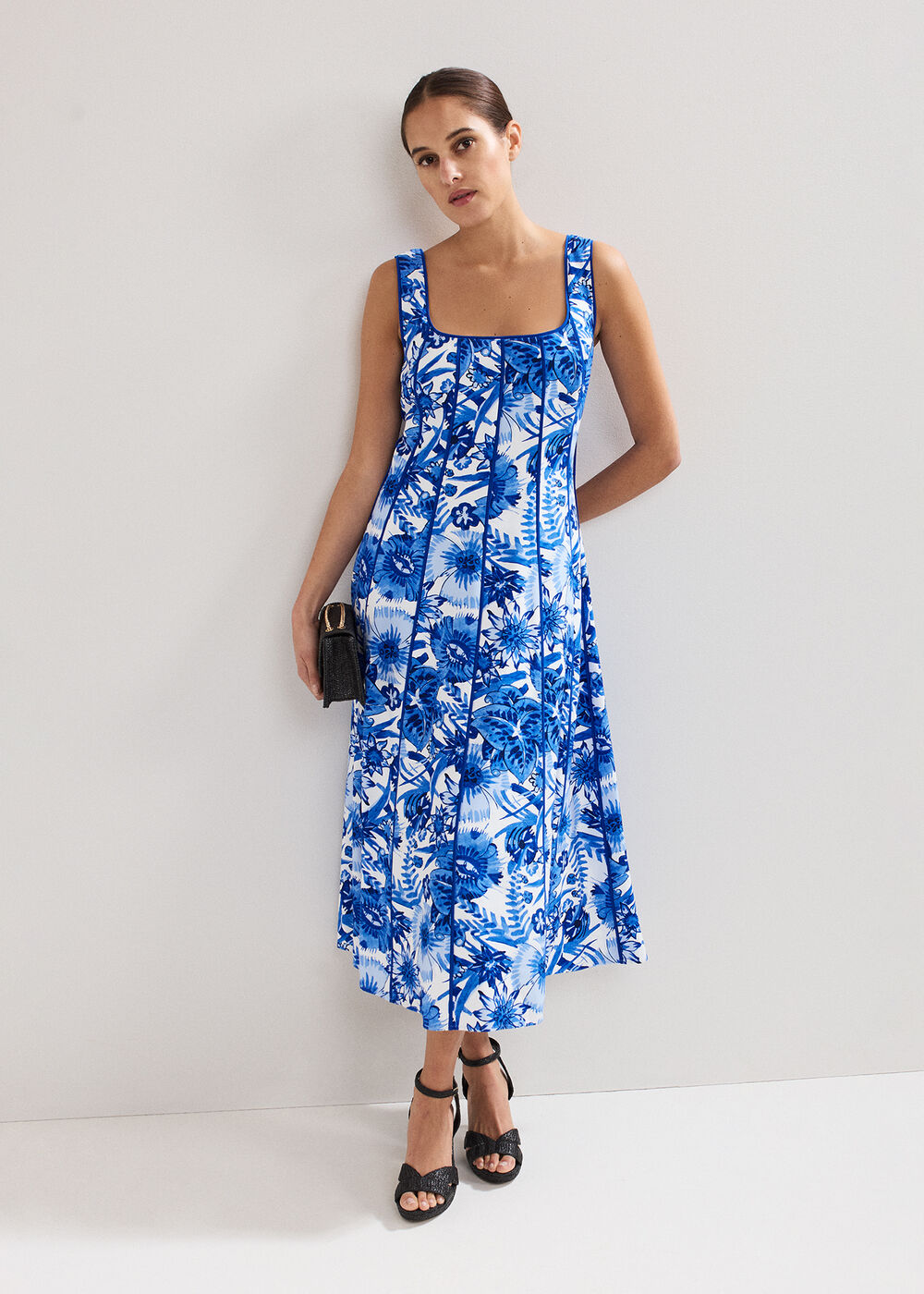 Goldie Printed Dress Outfit