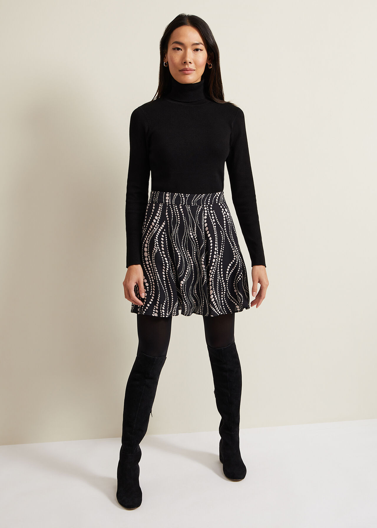 Ilaria Flippy Mini Pearl Print Skirt