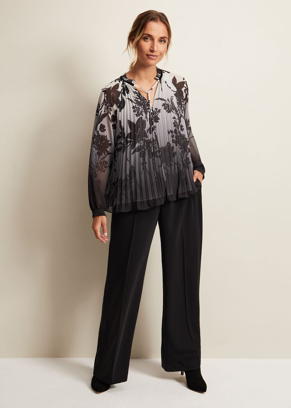 Nayla Shadow Floral Pleat Top