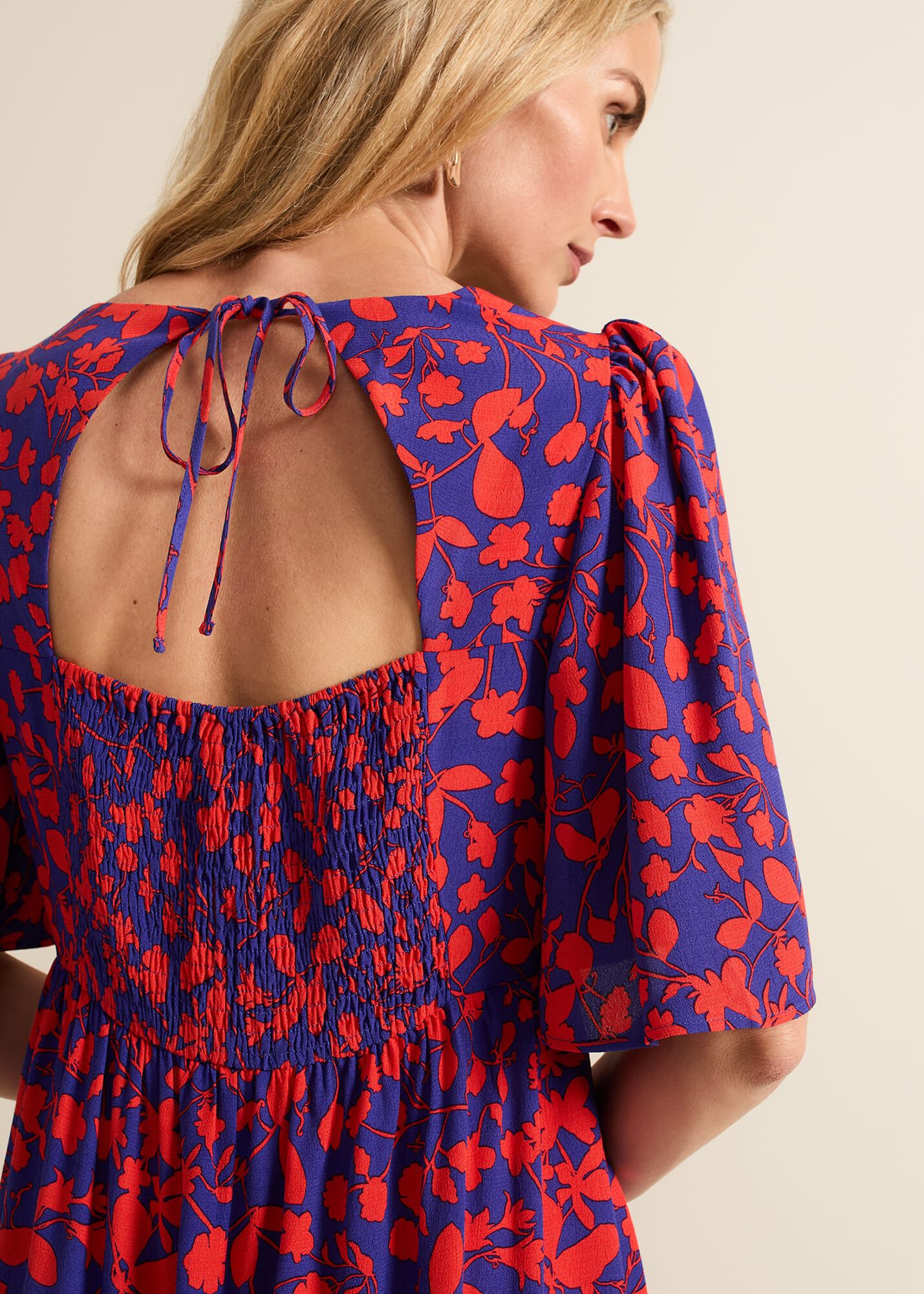 【Phase Eight】Ayesha フローラル 花 オープンバック ドレス Ayesha Floral Midaxi Dress | Phase Eight UK |