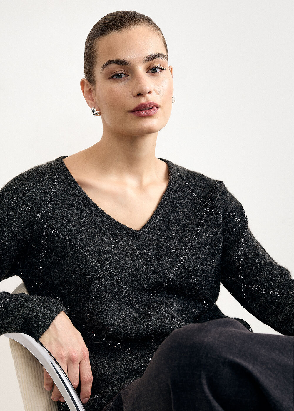 Fenia Alpaca Blend Diamond V Neck Jumper