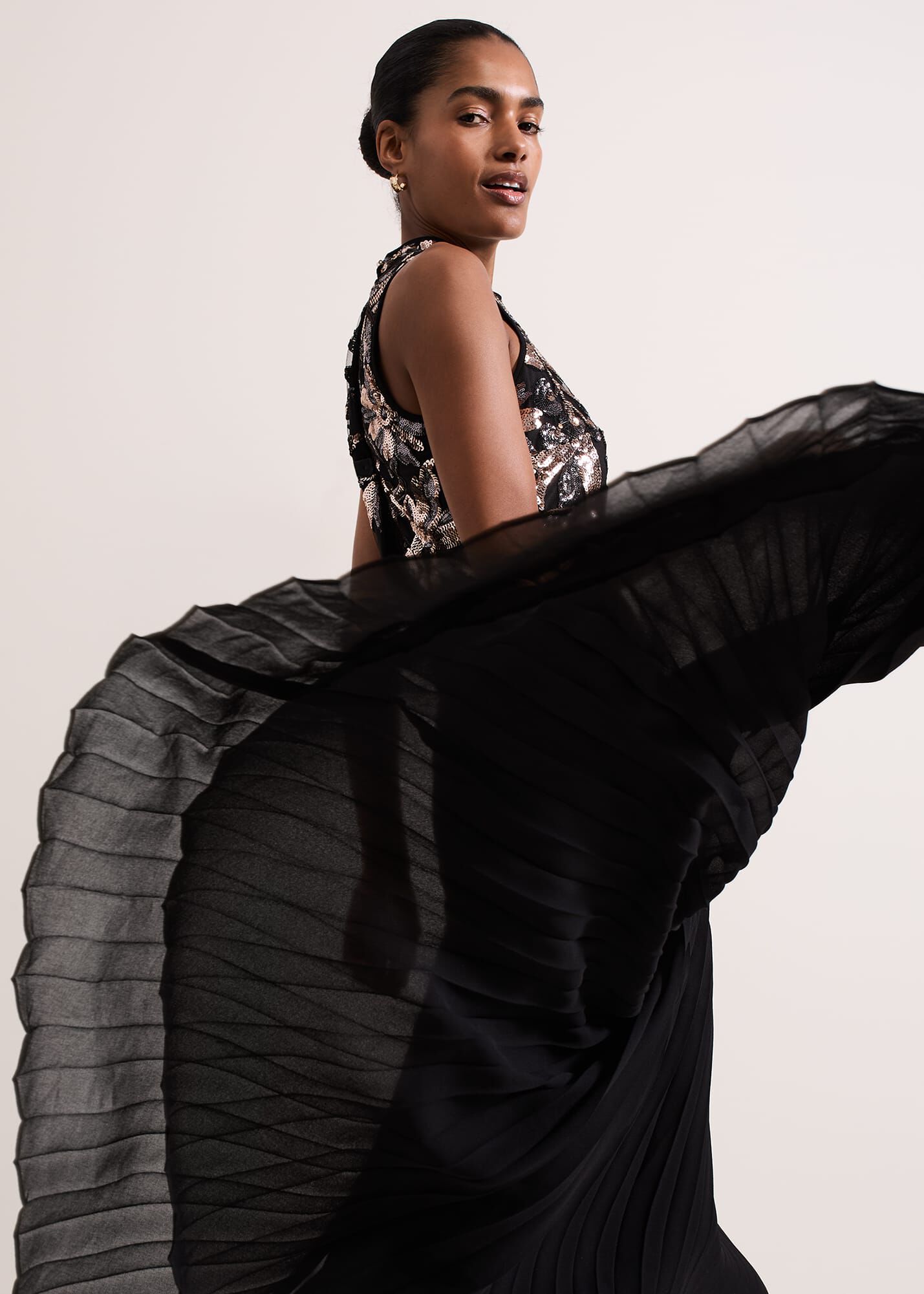 【PHASE EIGHT】Emalise スパンコール プリーツ マキシドレス Emalise Sequin Pleat Maxi Dress | Phase Eight UK |