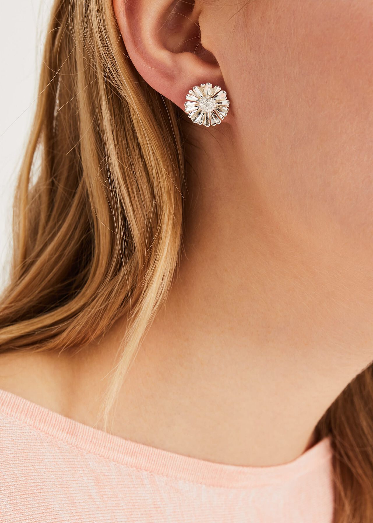 Sarah Flower Stud Earrings