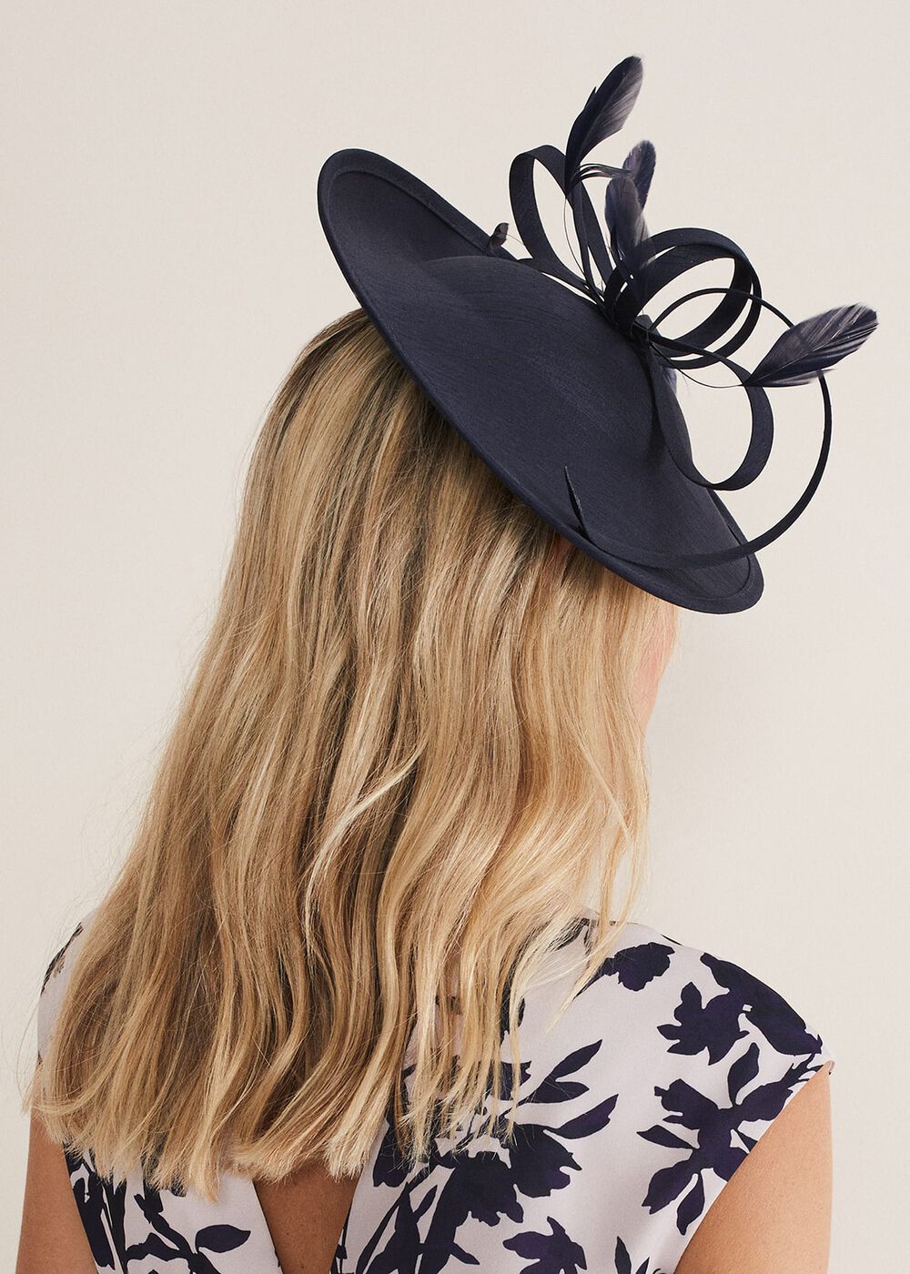 Shantung Oval Disc Fascinator