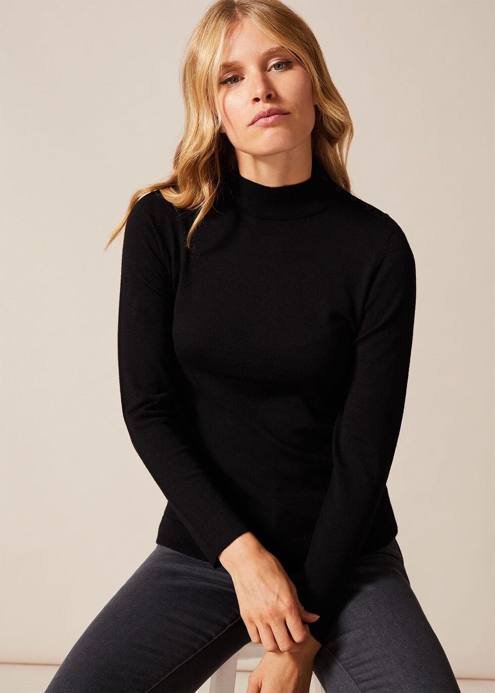 Beate Turtle Neck Jumper