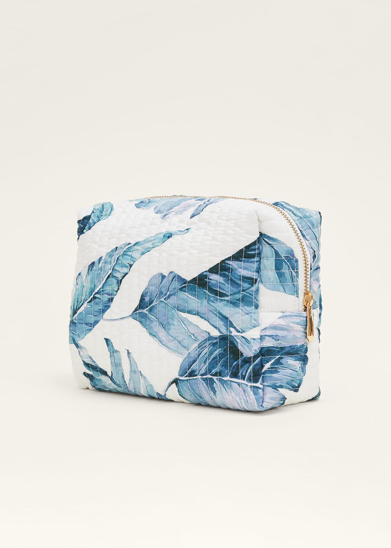 Piera Palm Print Quilted Wash Bag