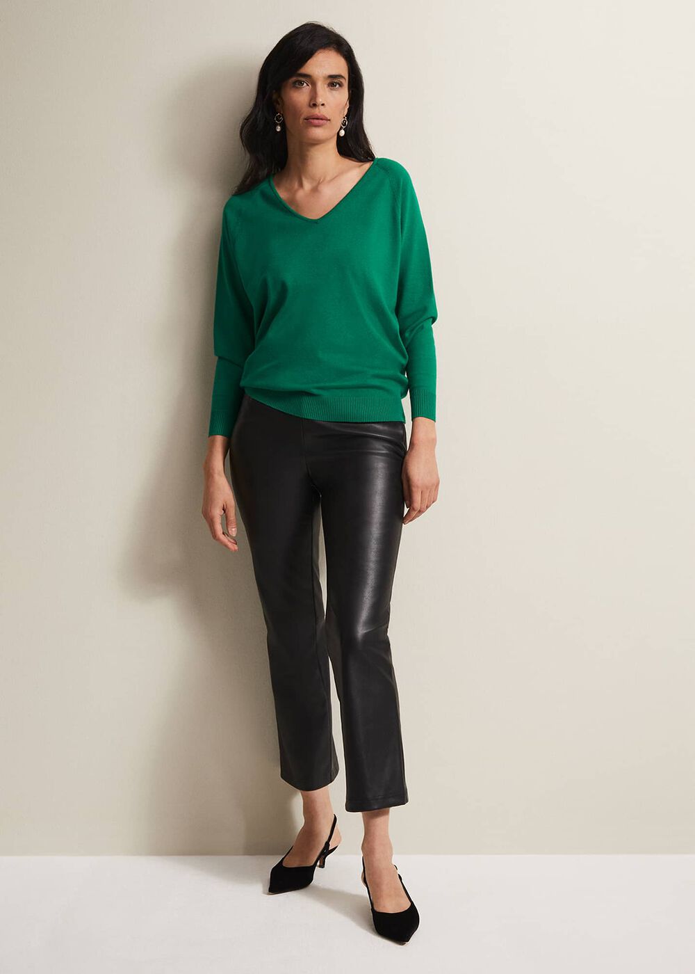 Senita Fine Knit V-Neck Jumper