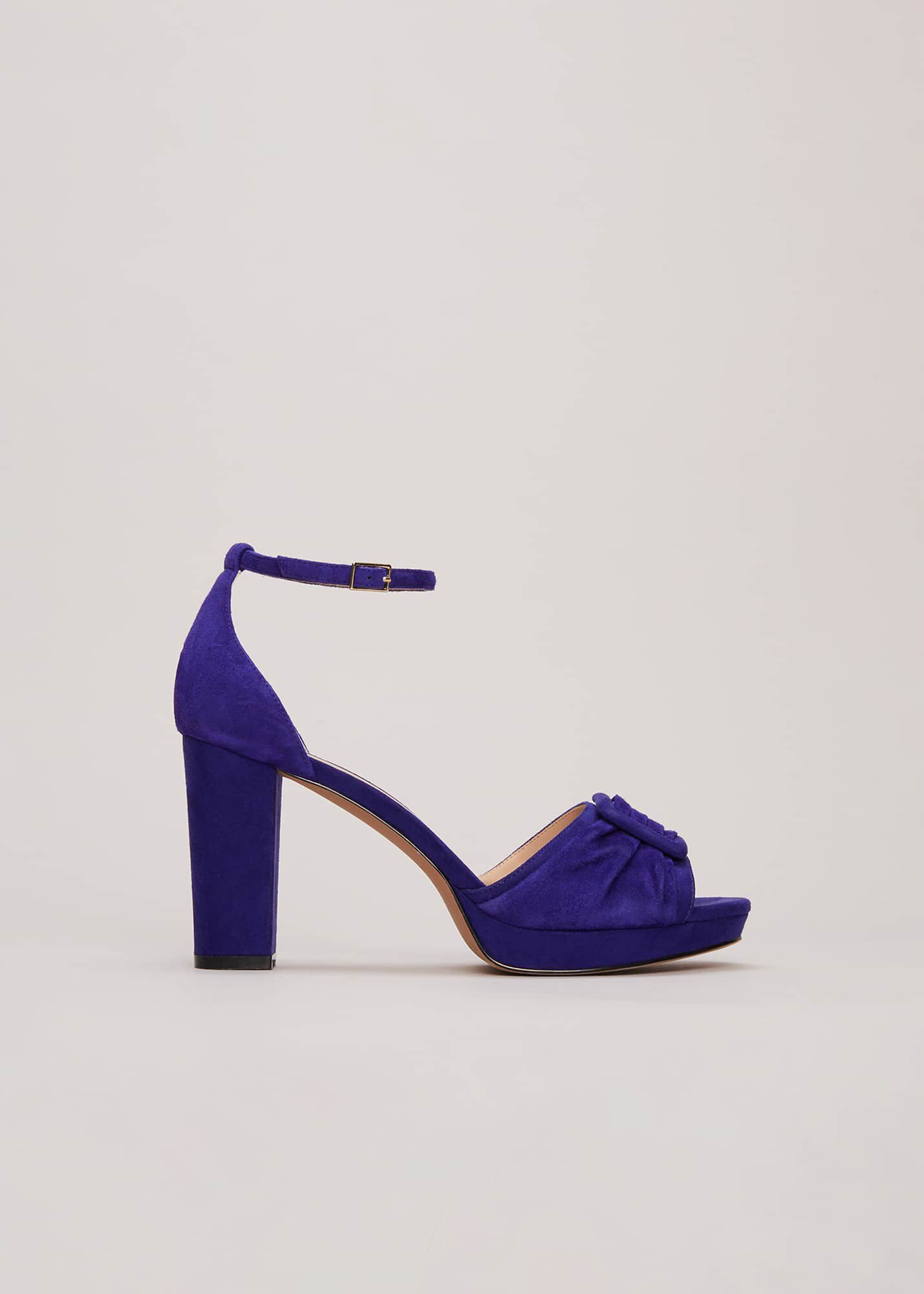 Navy blue sale platform pumps