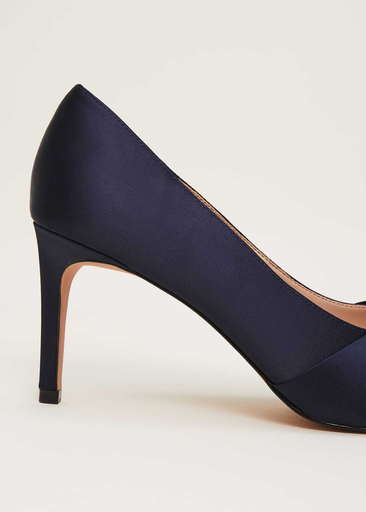 Satin Knot Front Court Shoe