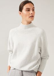 Nayeli Raglan Jumper