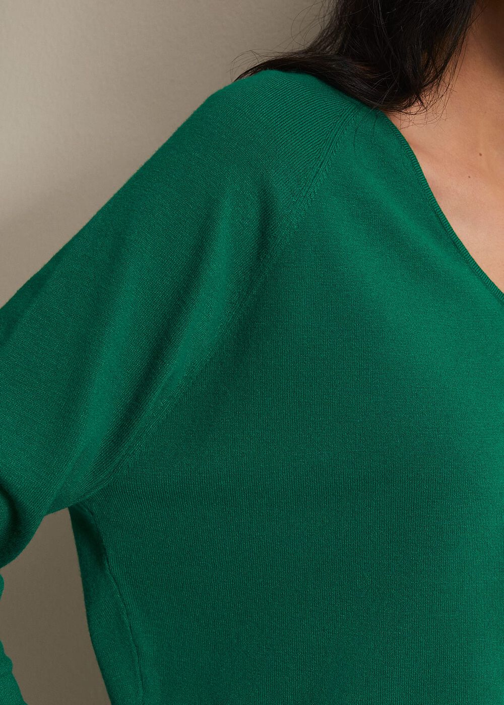 Senita Fine Knit V-Neck Jumper