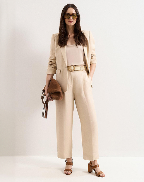 Woman wearing Phase Eight outfit