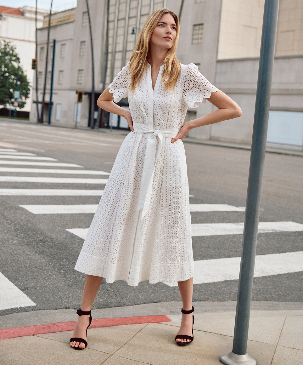 Woman wearing Phase Eight outfit