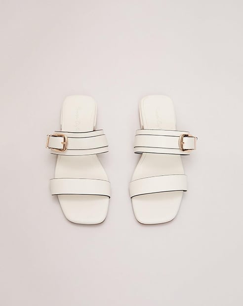 Buckle Flat Sandal