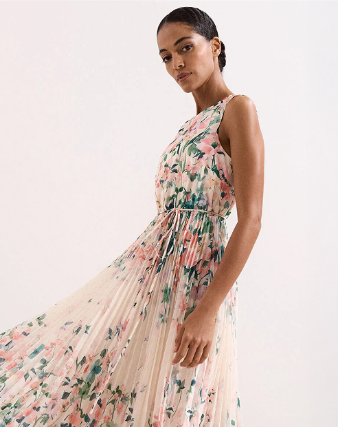 Woman wearing Phase Eight mother of the bride style