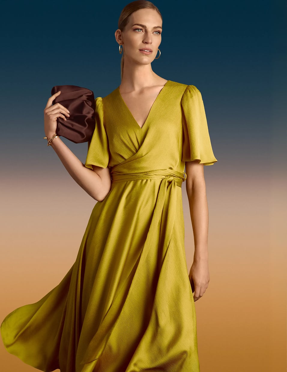 What to Wear to an Autumn Wedding