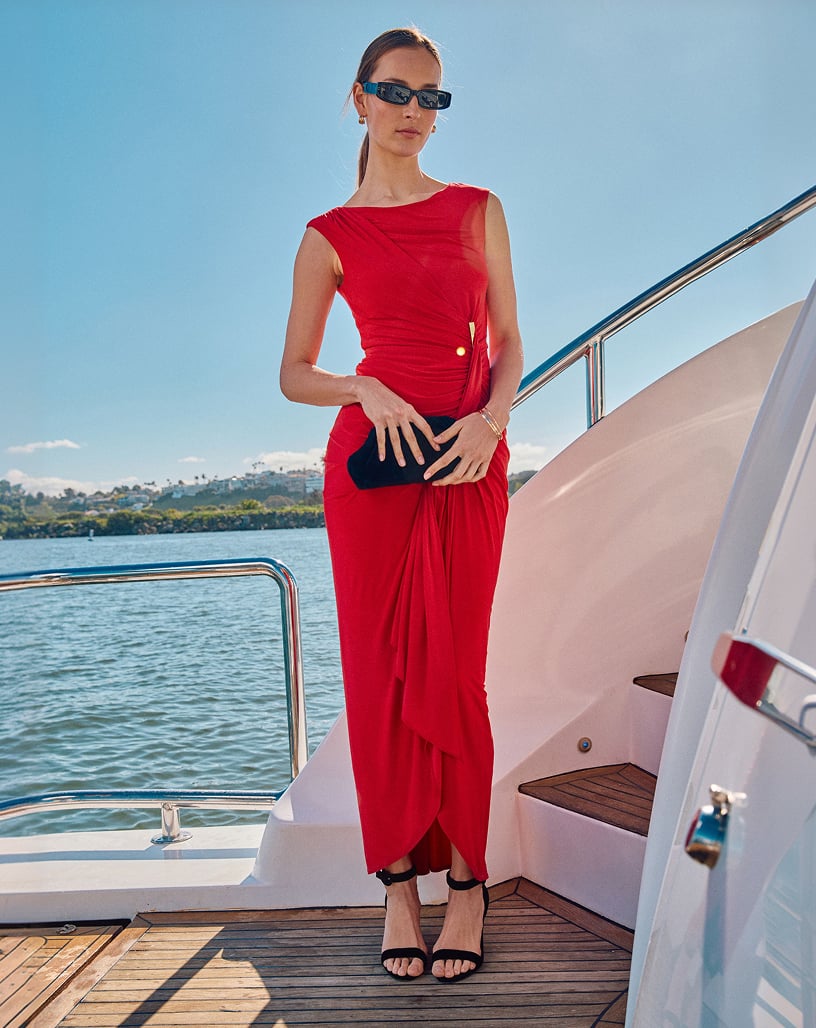 Woman wearing Phase Eight occasionwear