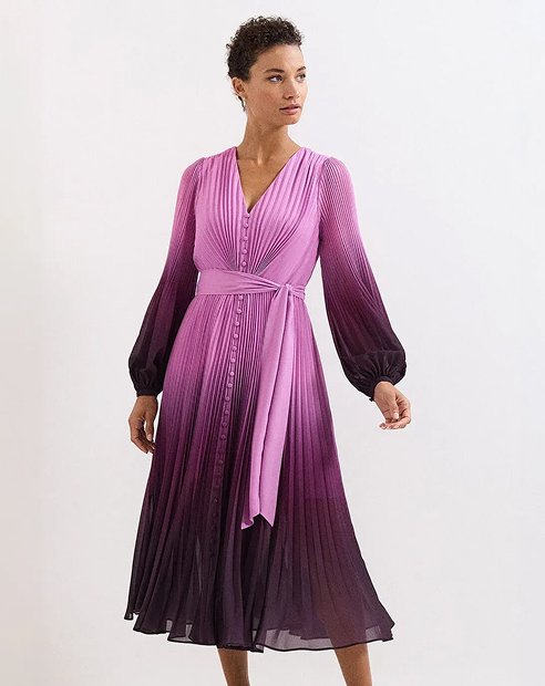 Woman wearing Phase Eight mother of the bride style