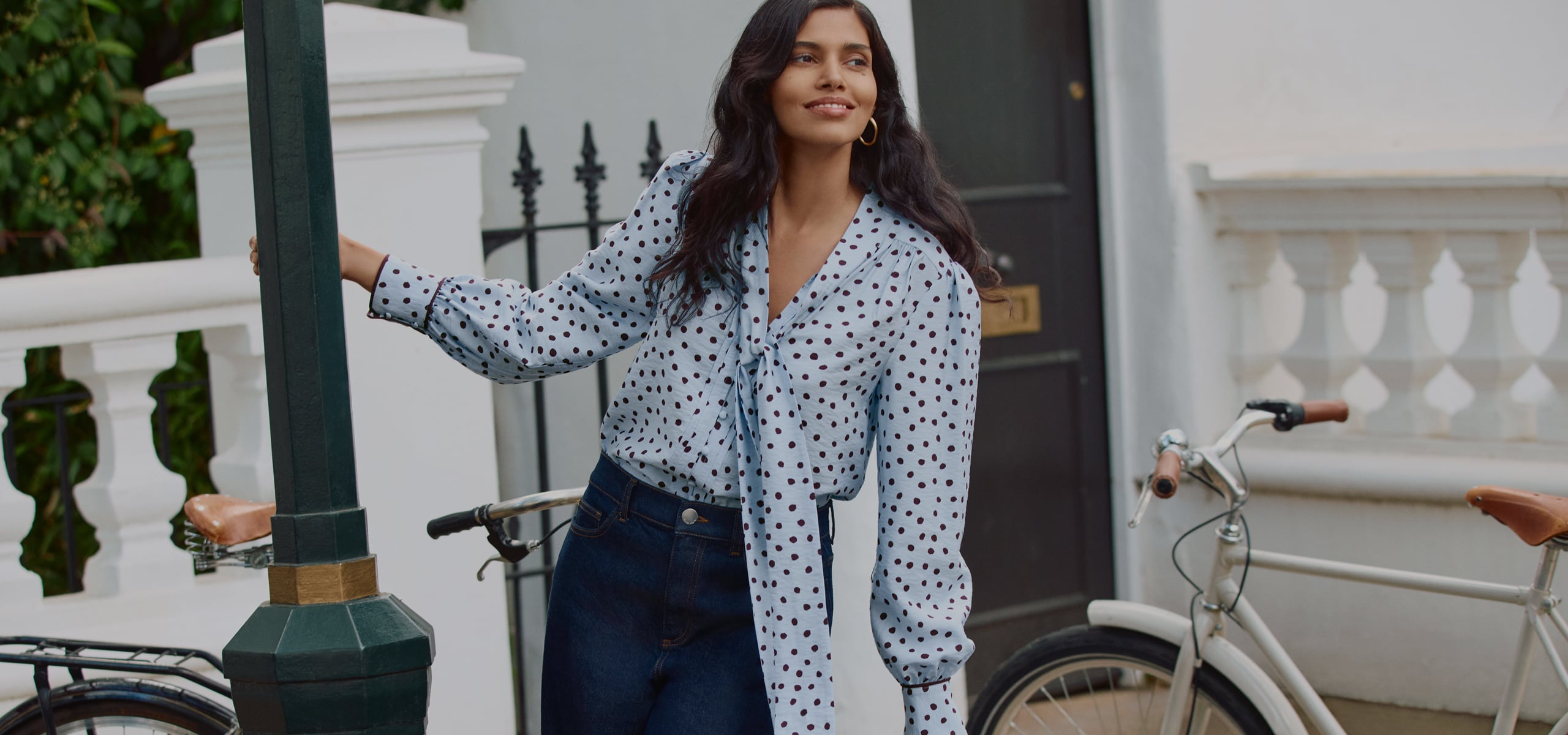 Women wearing Phase Eight outfits