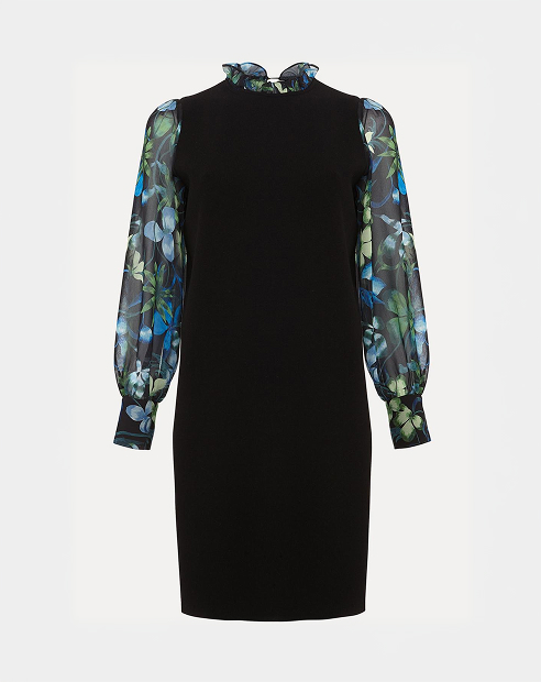 Woman wearing Phase Eight outfit
